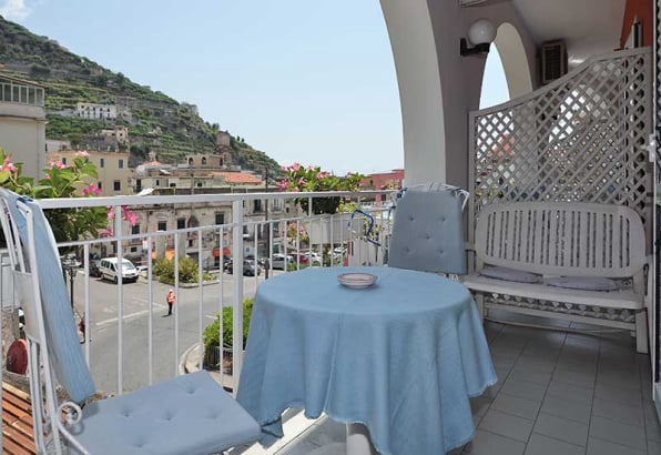 camera tripla con balcone