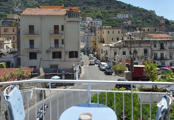 camera tripla con balcone